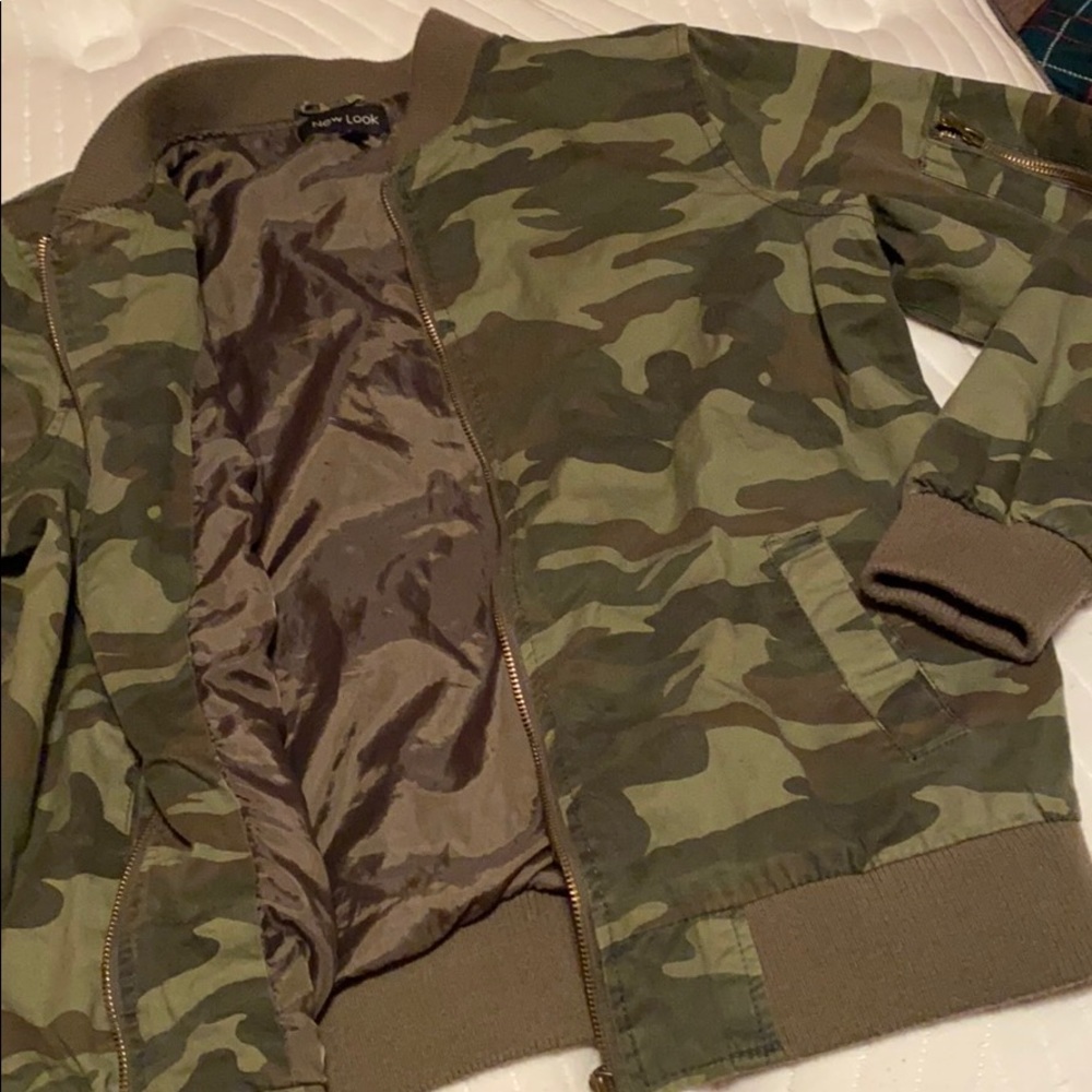 bomber jacket - Picture 2 of 3